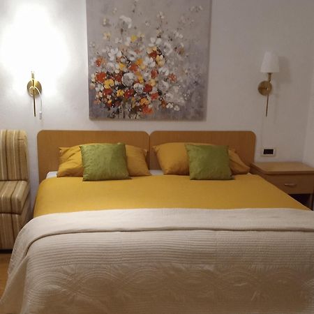 Pansion Sibenik Hotel Bagian luar foto