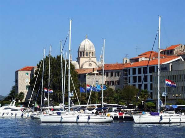 Pansion Sibenik Hotel Bagian luar foto